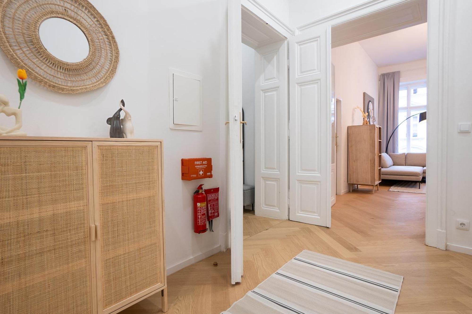 Spacious 110М2 Flat In The City Center Viyana Dış mekan fotoğraf